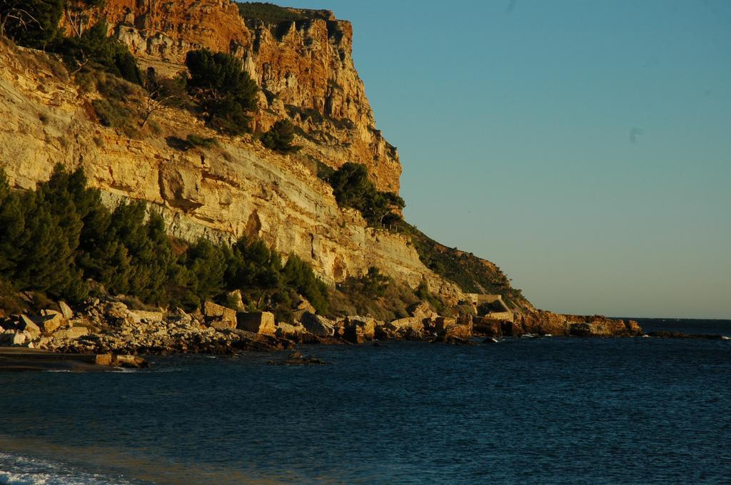 Cassis Loc - Chambre Meublee المظهر الخارجي الصورة